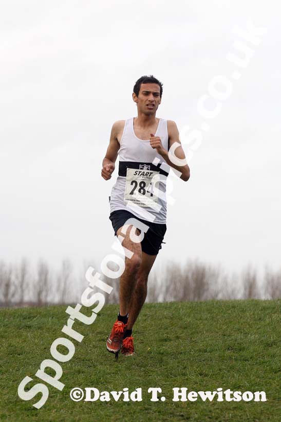 Greg Jayasirija (Middlesbrough and Cleveland) senior men North Eastern Cross Country, Champs., Temple Park, South Shields. Photo: David T. Hewitson/Sports for All Pics